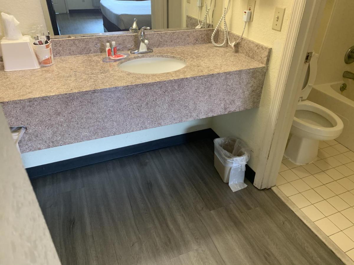 Econo Lodge Dothan Dış mekan fotoğraf