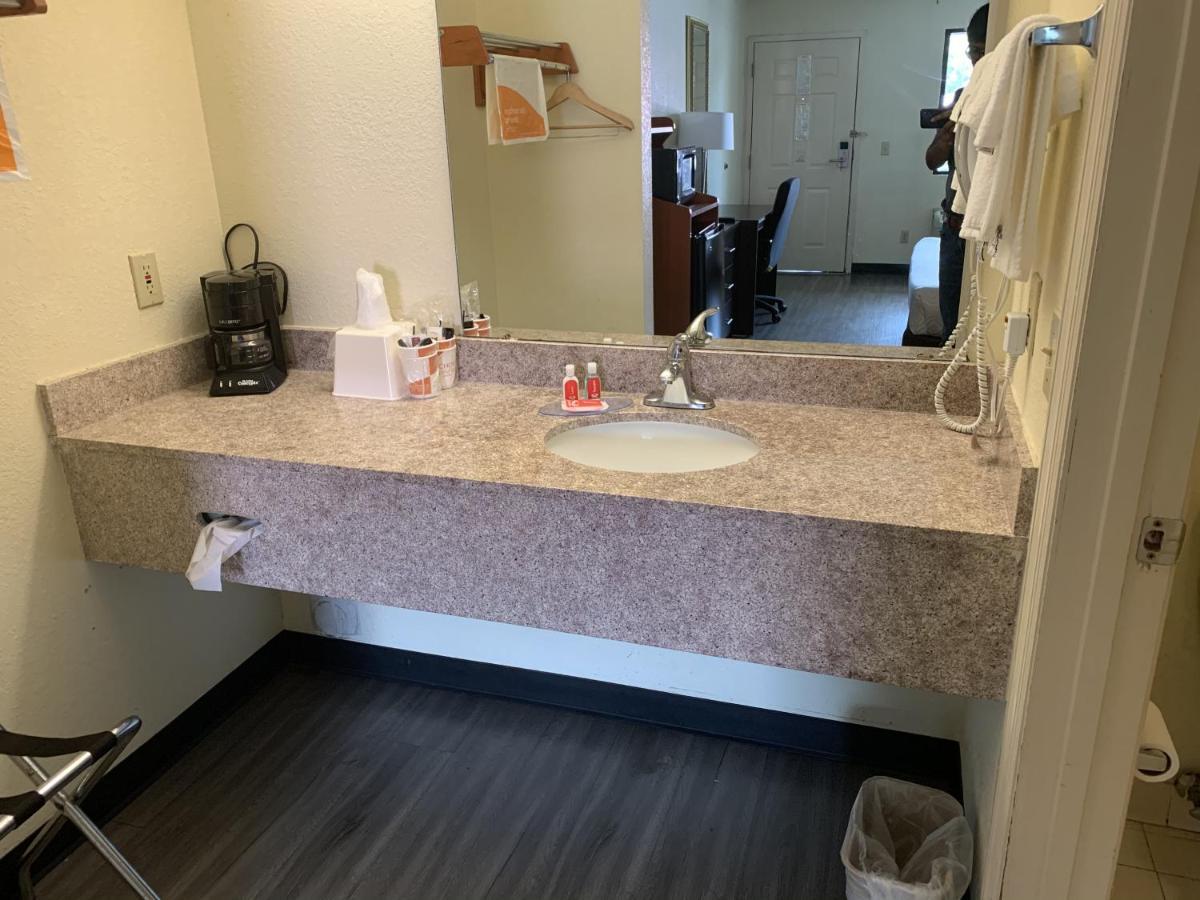 Econo Lodge Dothan Dış mekan fotoğraf