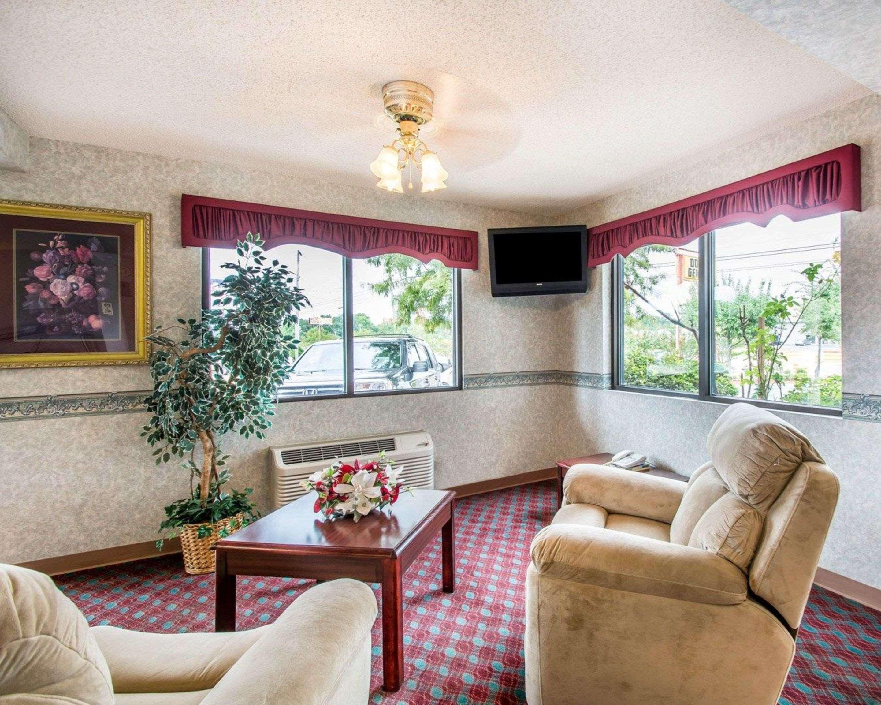 Econo Lodge Dothan Dış mekan fotoğraf