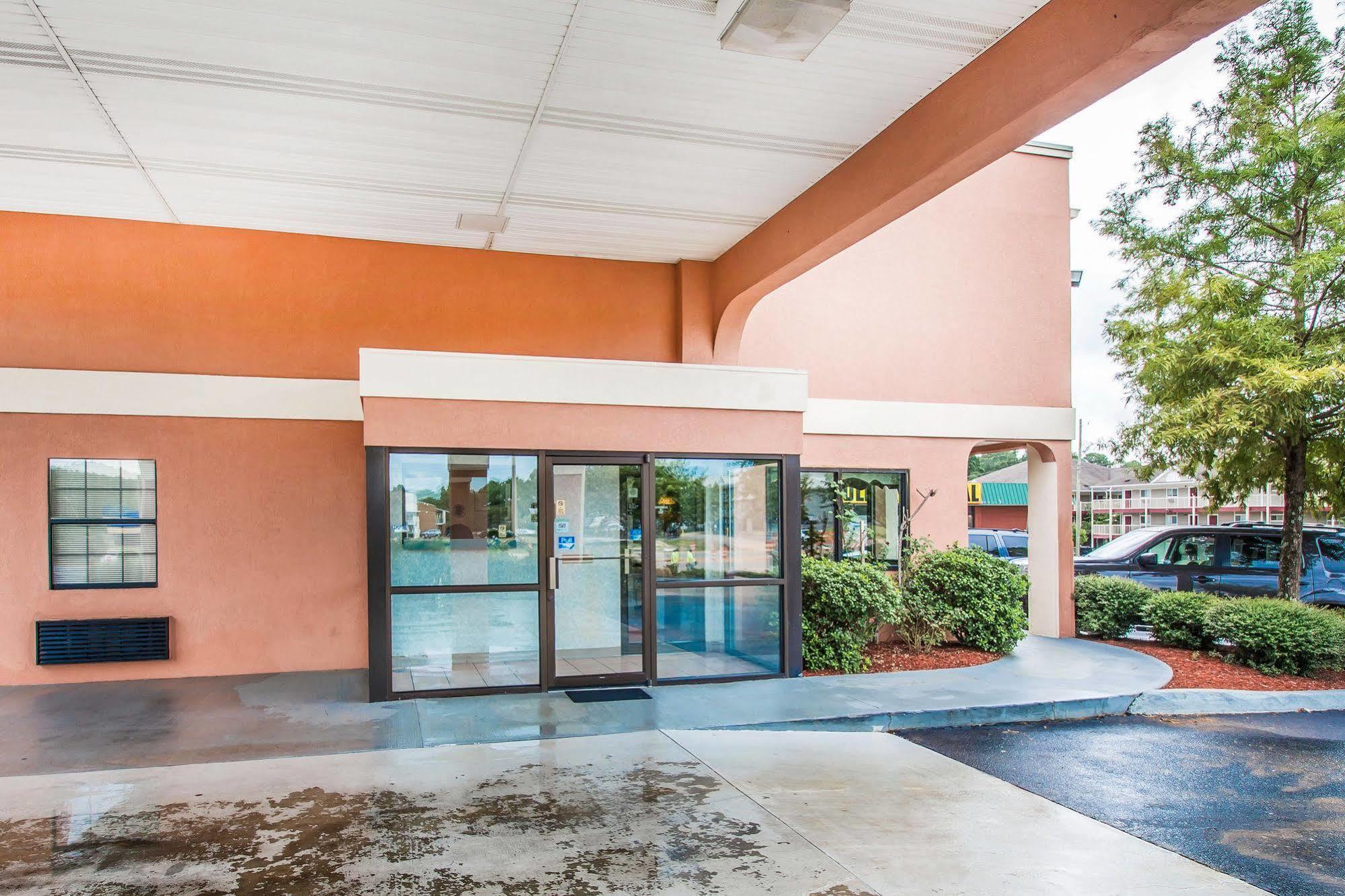 Econo Lodge Dothan Dış mekan fotoğraf